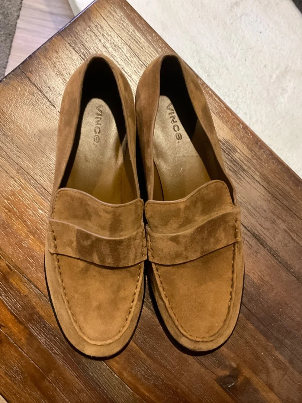 Vince Nelli Suede Leather Loafer Elmwood color size 7